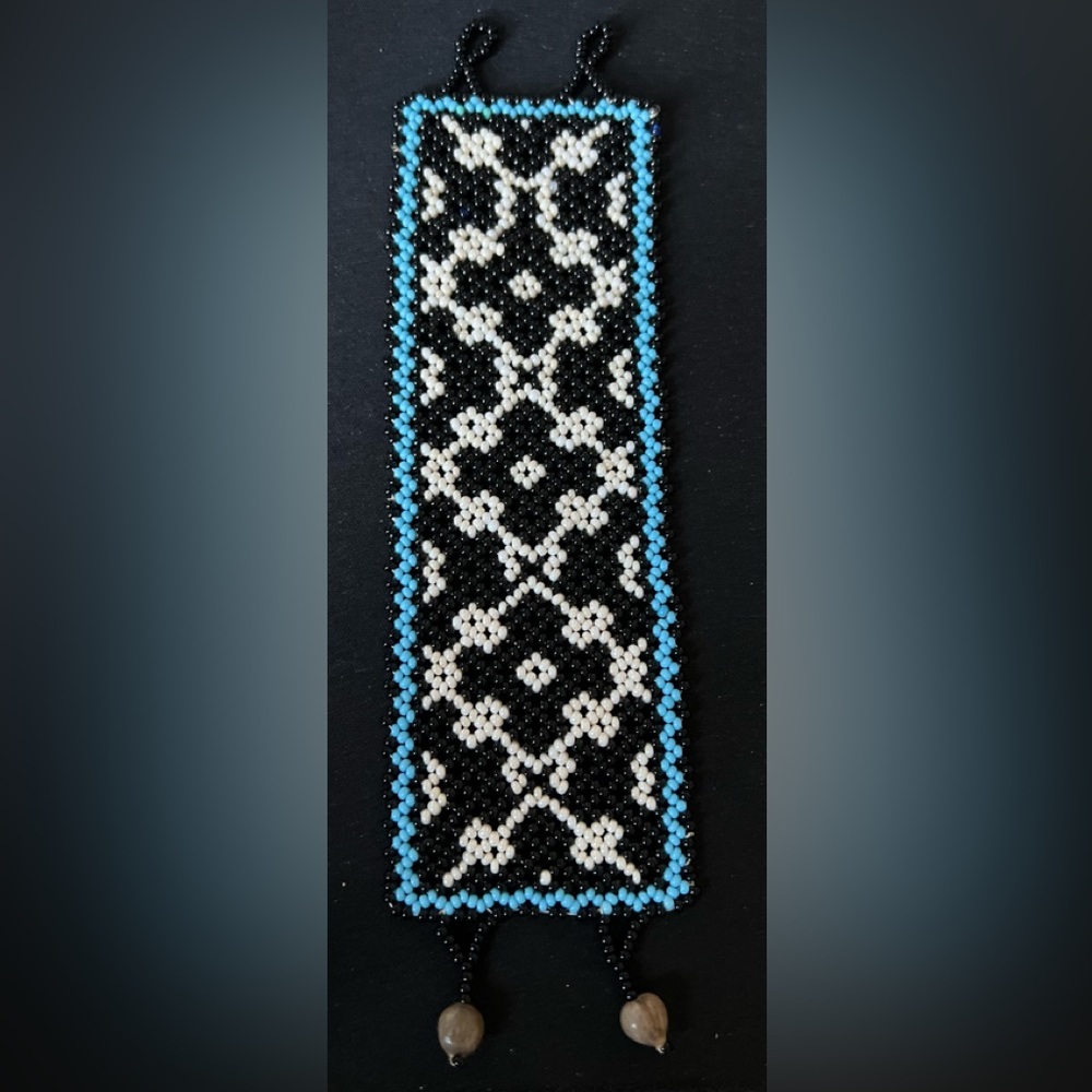 New handmade shipibo beaded bracelet